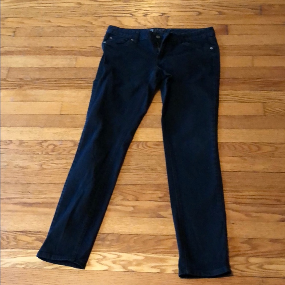 Black skinny jeans
